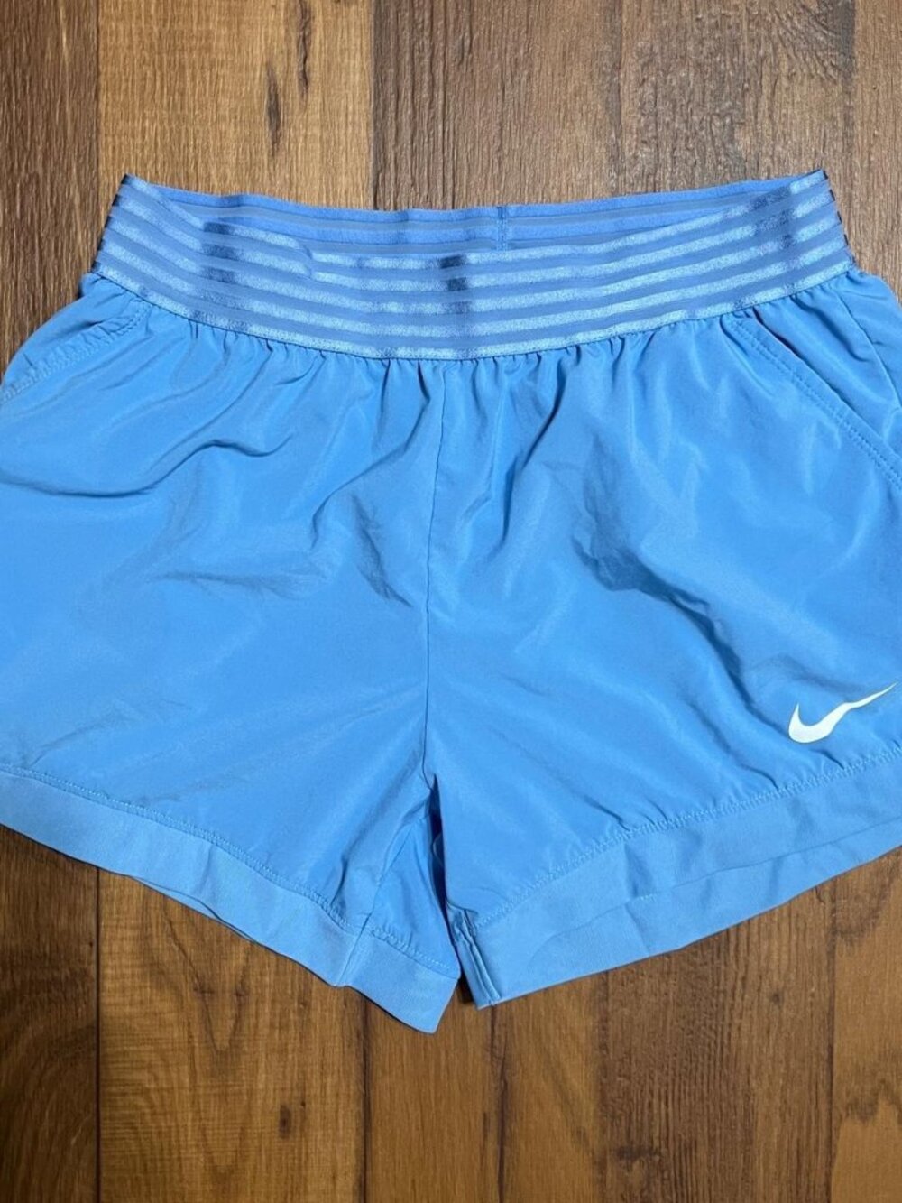 Nike Dri-Fit shorts womens size large activewear